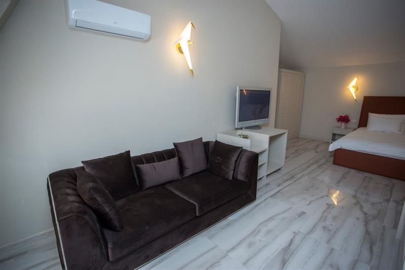 Downtown Hotel Batumi Esterno foto