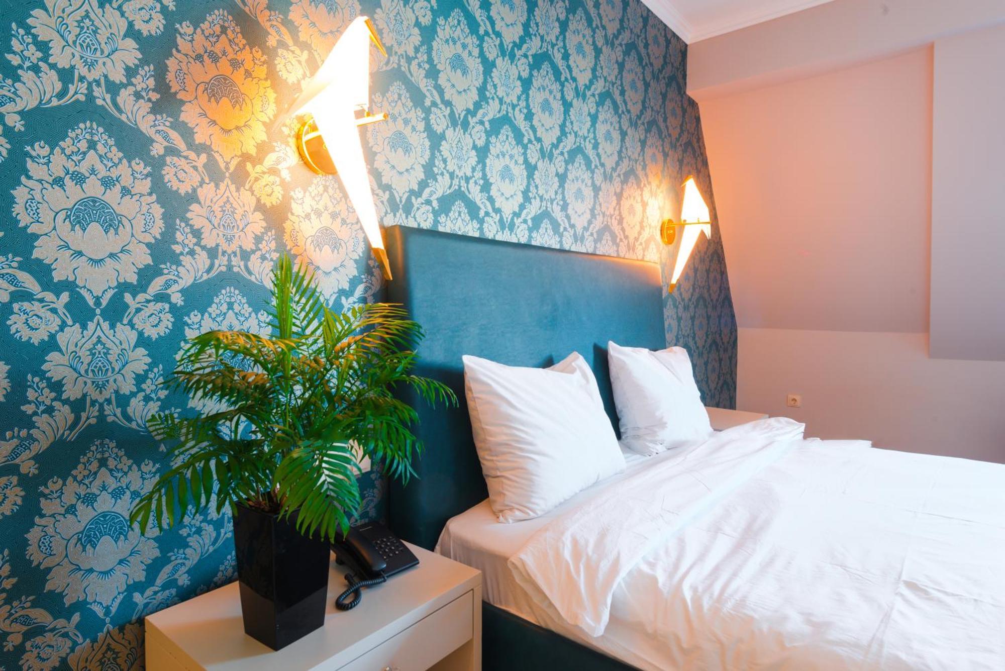 Downtown Hotel Batumi Esterno foto