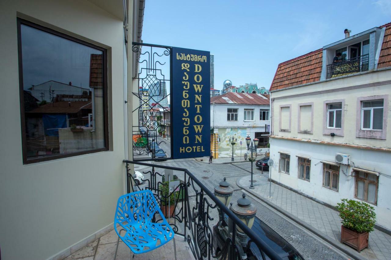 Downtown Hotel Batumi Esterno foto